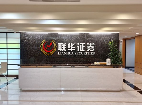 《杠杆与人性：一对一配资网背后的金融博弈》